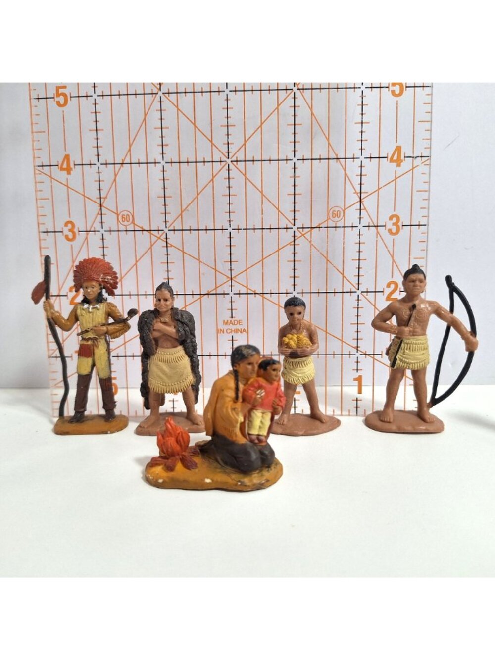 Native American Indian Safari Ltd Figures Lot Tipi Chief Warrior Pocahontas - Picture 3 of 6